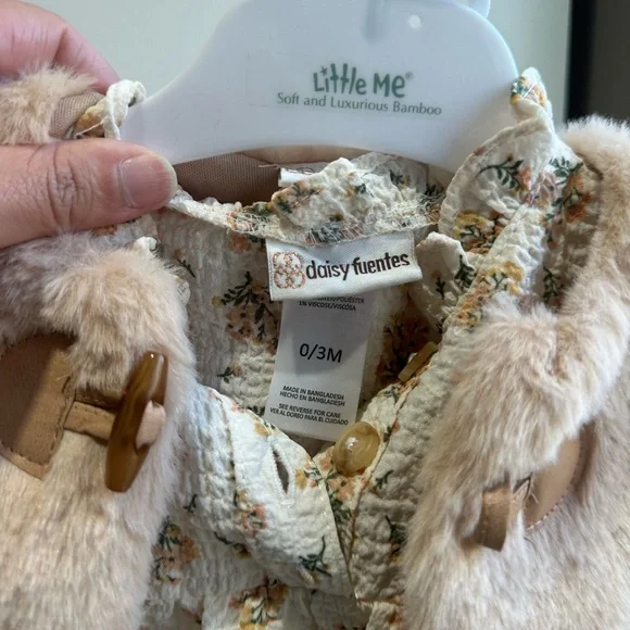 Little Me Cream Floral Dress with Tan Faux Fur Capelet - Picture 7 of 12